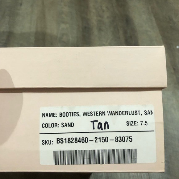 JUST FAB western wanderlust booties in sand - Picture 4 of 5